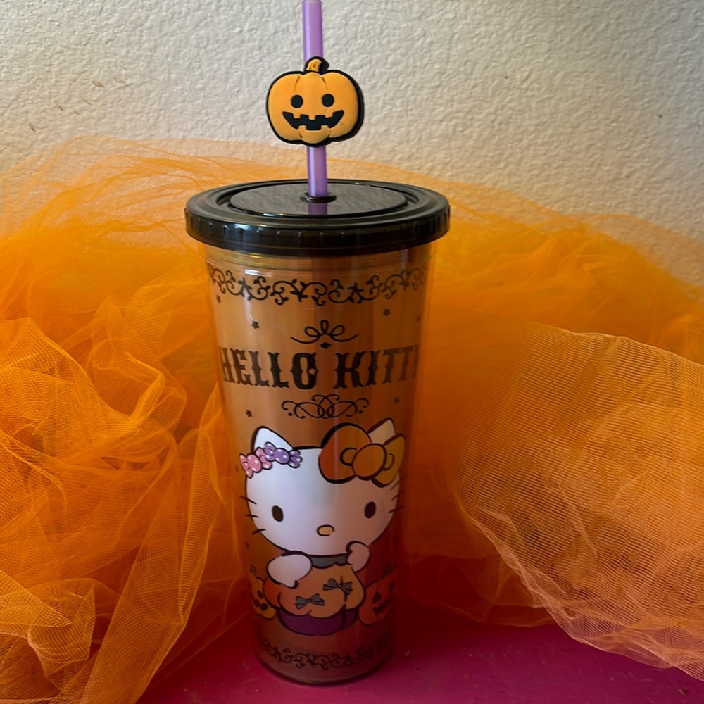 Hello Kitty Halloween 24oz Travel Tumbler, NEw with TAG